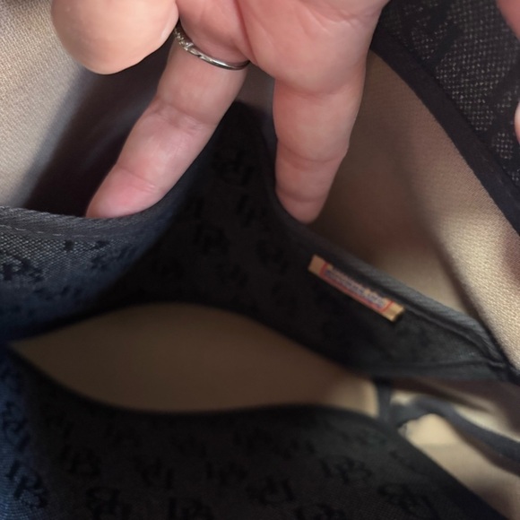 *New* Dooney & Bourke Monogram Tote Bag and wallet set
Color black /gray - Picture 7 of 16